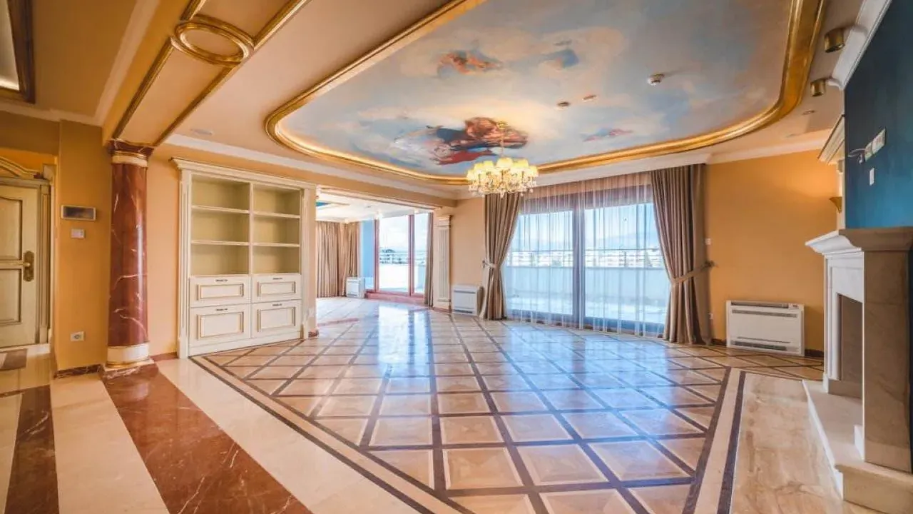 Izdavanje, dvosoban stan, 270m², Podgorica, Crna Gora