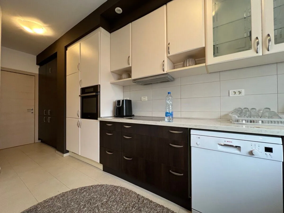 Rent, three bedroom apartment, 120m², City Kvart, Podgorica
