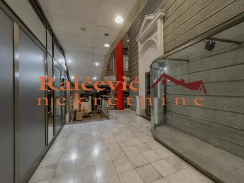 Prodaja, poslovni prostor, 45m², Centar, Stara Pazova - image 14