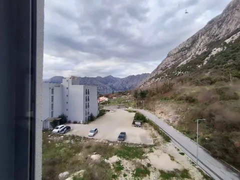 Prodaja, dvosoban stan, 78m², Dobrota, Kotor - image 9