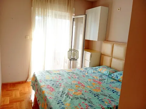 Izdavanje, jednosoban stan, 50m², Pobrežje, Podgorica - image 3