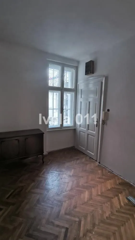 Prodaja, dvosoban stan, 87m², Bajlonijeva Pijaca, Beograd