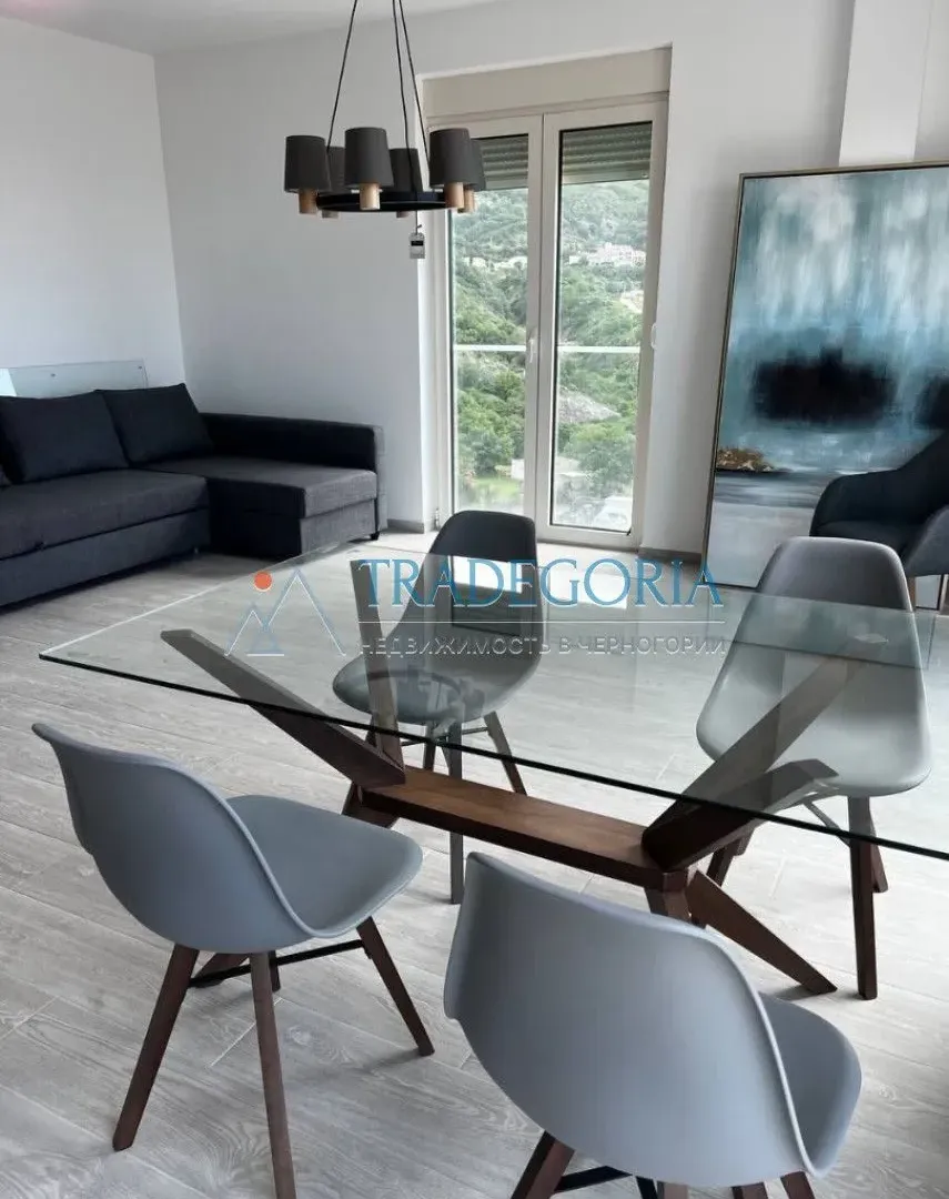Prodaja, dvosoban stan, 76m², Bečići, Budva
