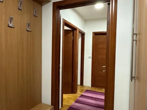 Rent, two bedroom apartment, 67m², Preko Morače, Podgorica - image 8