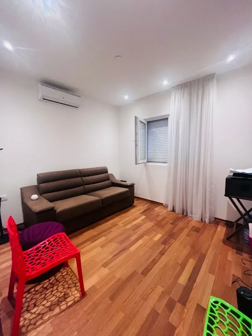 Sale, three bedroom apartment, 104m², Bijeli Do, Budva