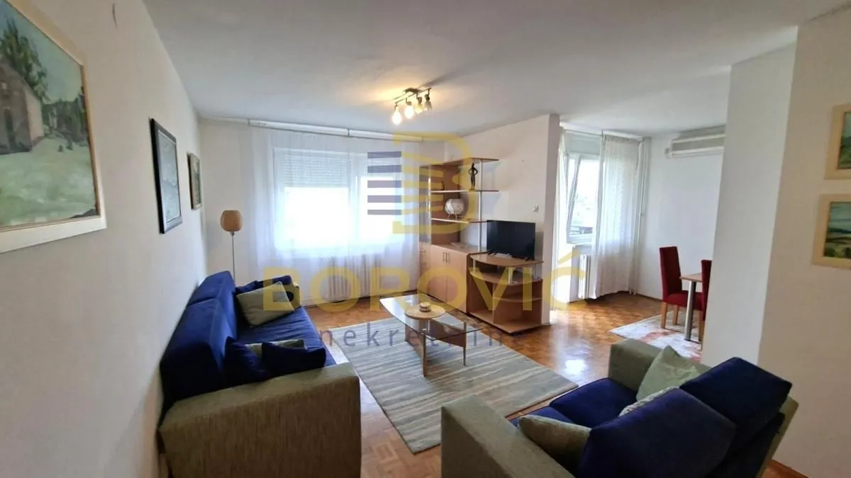 Rent, two bedroom apartment, 65m², Stari Grad, Beograd