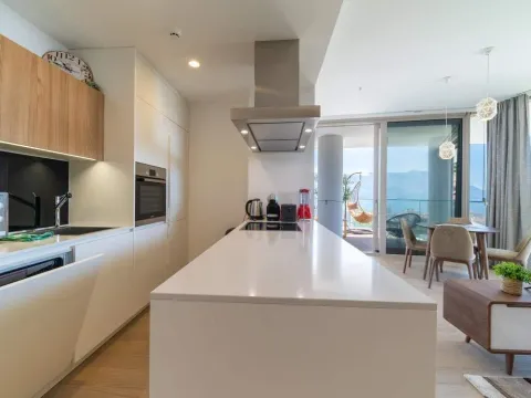 Sale, one bedroom apartment, 73m², Budva, Crna Gora - image 7