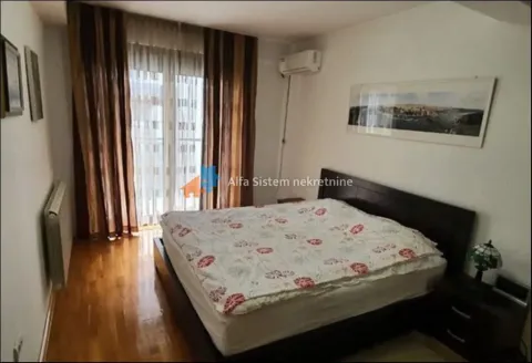 Rent, three bedroom apartment, 86m², Vračar Hram, Vračar Sve Podlokacije - image 8