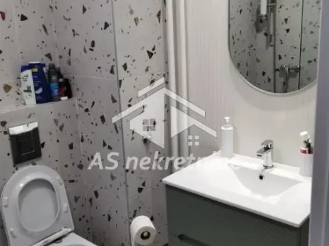 Rent, two bedroom apartment, 45m², Stari Grad, Beograd - image 15