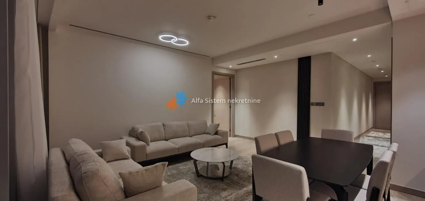 Izdavanje, trosoban stan, 90m², Savski Venac, Beograd