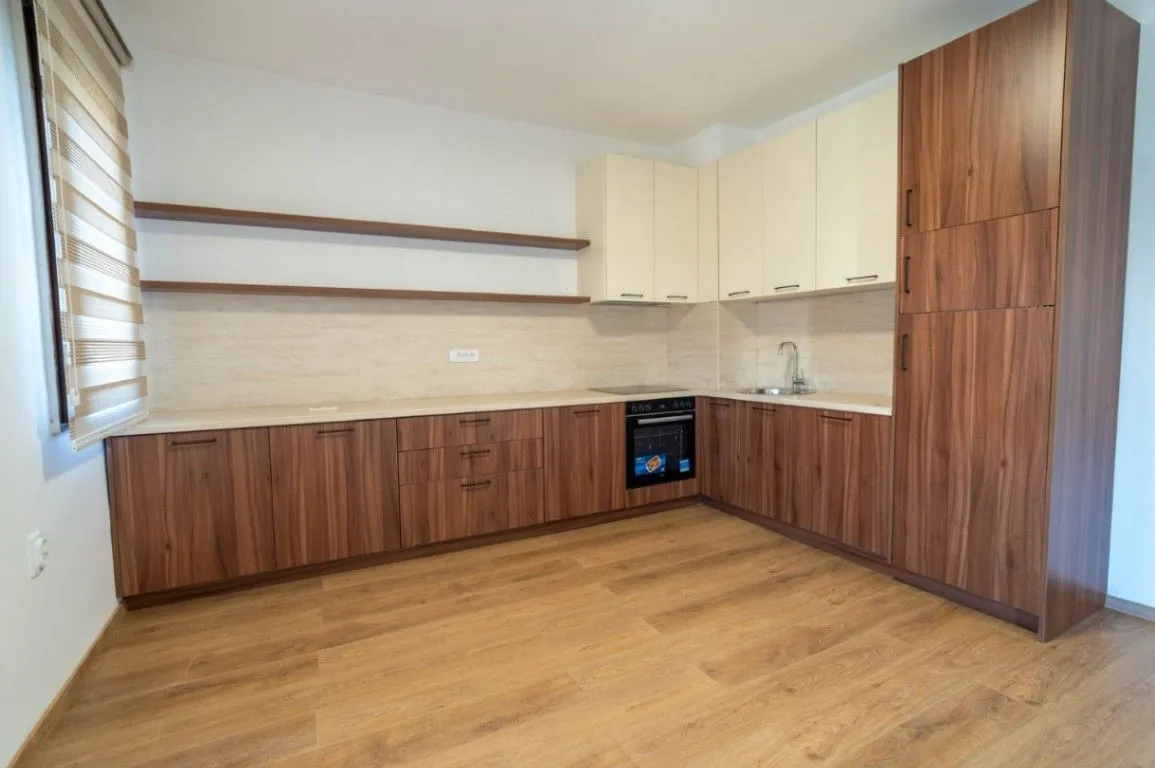 Izdavanje, kuća, 110m², City Kvart, Podgorica
