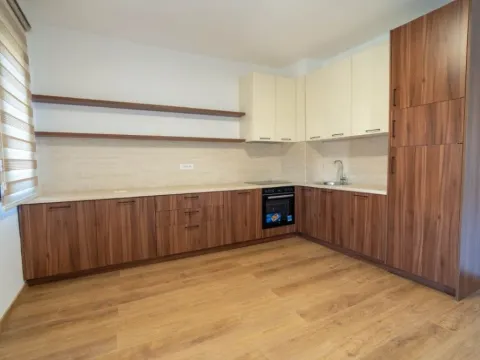 Izdavanje, kuća, 110m², City Kvart, Podgorica - image 2