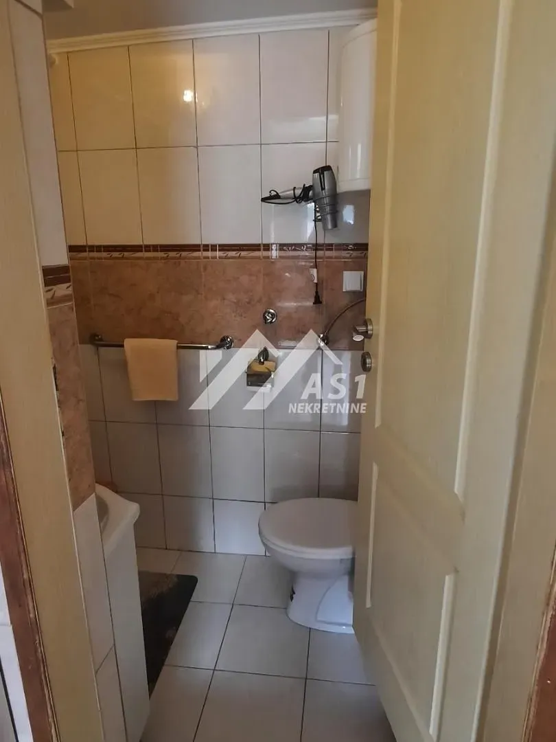 Izdavanje, kuća, 46m², Ledinci, Petrovaradin