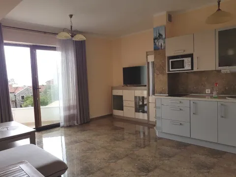 Prodaja, dvosoban stan, 70m², Petrovac, Budva - image 13