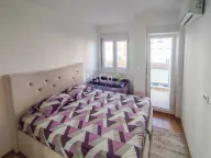 Izdavanje, dvosoban stan, 65m², City Kej, Podgorica - image 7