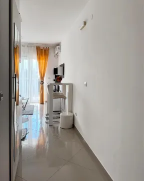 Rent, studio apartment, 30m², Šušanj, Bar - image 7