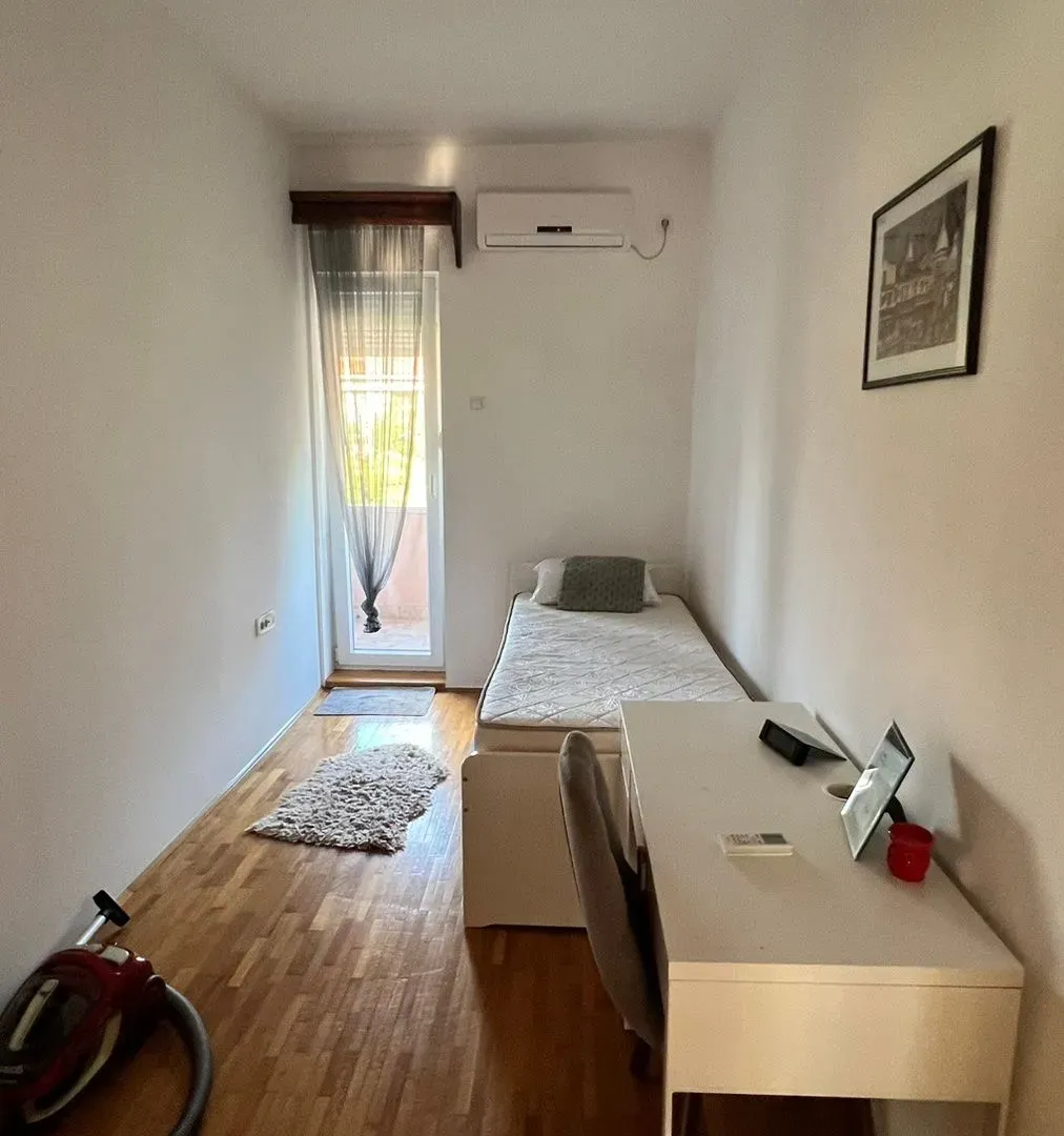 Rent, apartment, 63m², Centar, Podgorica
