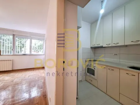 Stan in Novi Beograd Blok 21