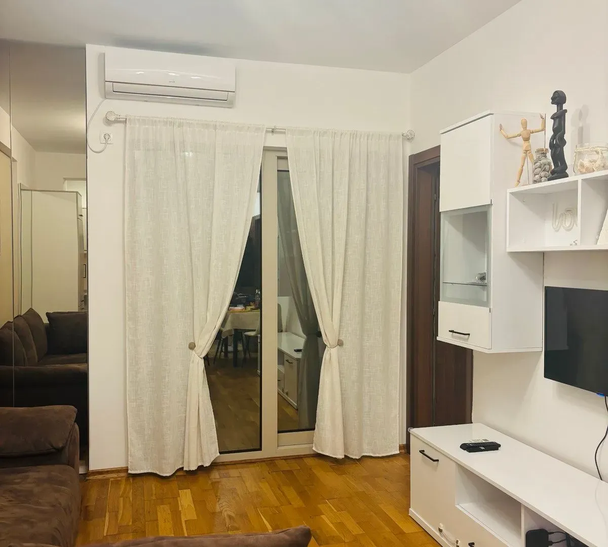 Rent, one bedroom apartment, 40m², Centar, Budva