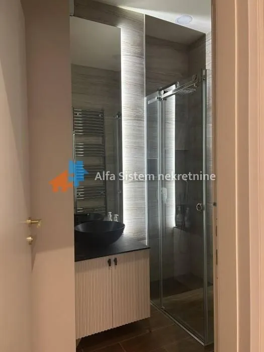 Izdavanje, dvosoban stan, 50m², Stari Grad, Beograd