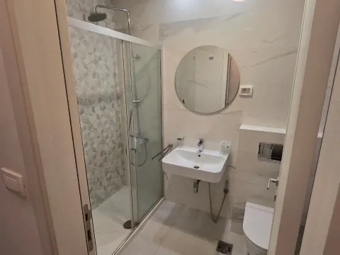 Prodaja, jednosoban stan, 46m², Central Point, Podgorica - image 10