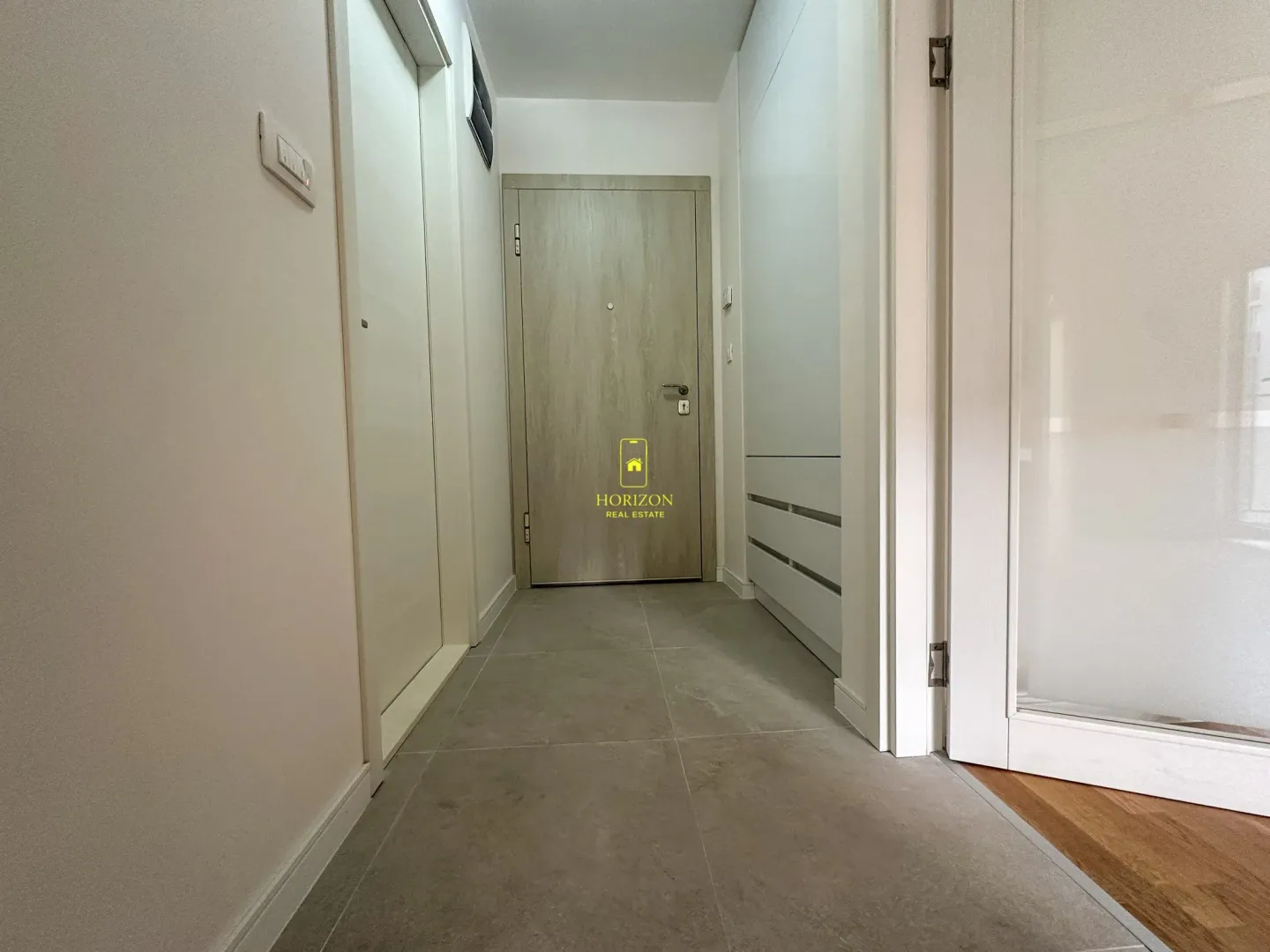 Izdavanje, jednosoban stan, 40m², Zabjelo, Podgorica