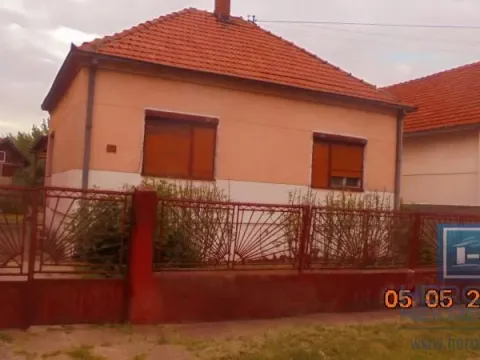 Prodaja, kuća, 95m2, Dom Zdravlja, Ćuprija Prodaja, kuća, 95m2, Dom Zdravlja, Ćuprija