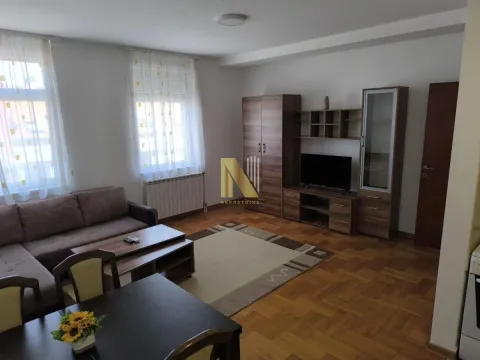 Izdavanje, dvosoban stan, 50m2, Rotkvarija, Novi Sad, Novi Sad Izdavanje, dvosoban stan, 50m2, Rotkvarija, Novi Sad, Novi Sad