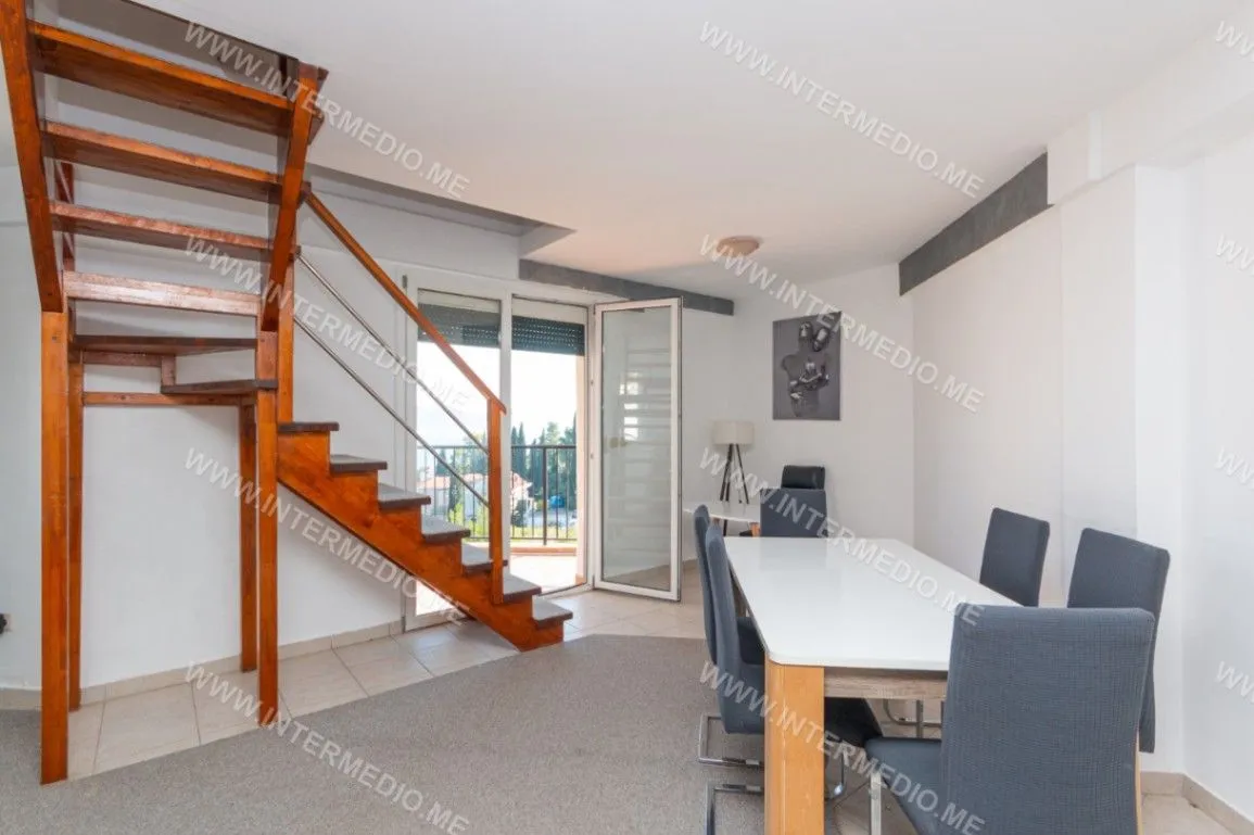 Prodaja, dvosoban stan, 89m², Igalo, Herceg Novi