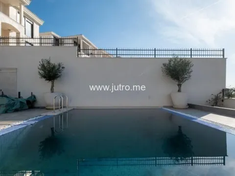 Prodaja, kuća, 217m², Rijeka Reževići, Budva - image 35