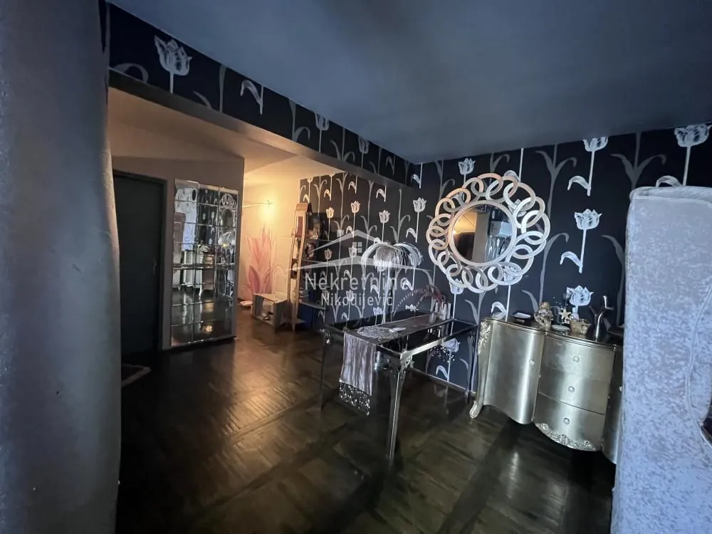 Rent, office space, 280m², Cvetkova Pijaca, Zvezdara Sve Podlokacije