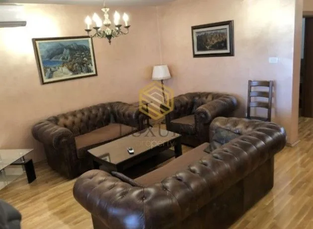 Rent, house, 200m², Konik, Podgorica