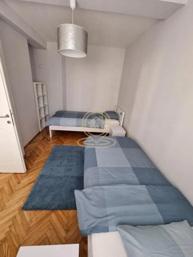 Izdavanje, jednosoban stan, 31m², Grbavica, Novi Sad Sve Podlokacije