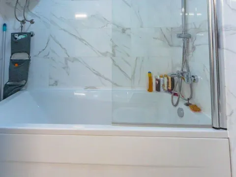 Izdavanje, trosoban stan, 110m², Centar, Podgorica - image 9