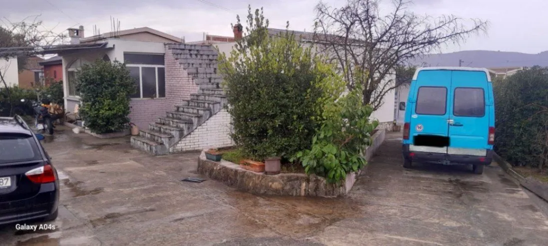 Sale, house, 120m², Popovići, Bar