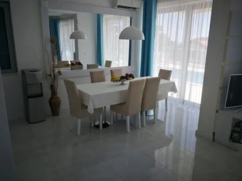 Prodaja, kuća, 1011m², Lazi, Budva - image 6