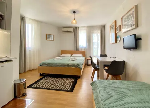 Prodaja, kuća, 435m², Šušanj, Bar - image 4