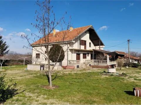 Prodaja, kuća, 135m², Niš, Srbija - image 8