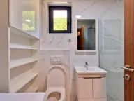 Sale, one bedroom apartment, 53m², Podkošljun, Budva - image 16