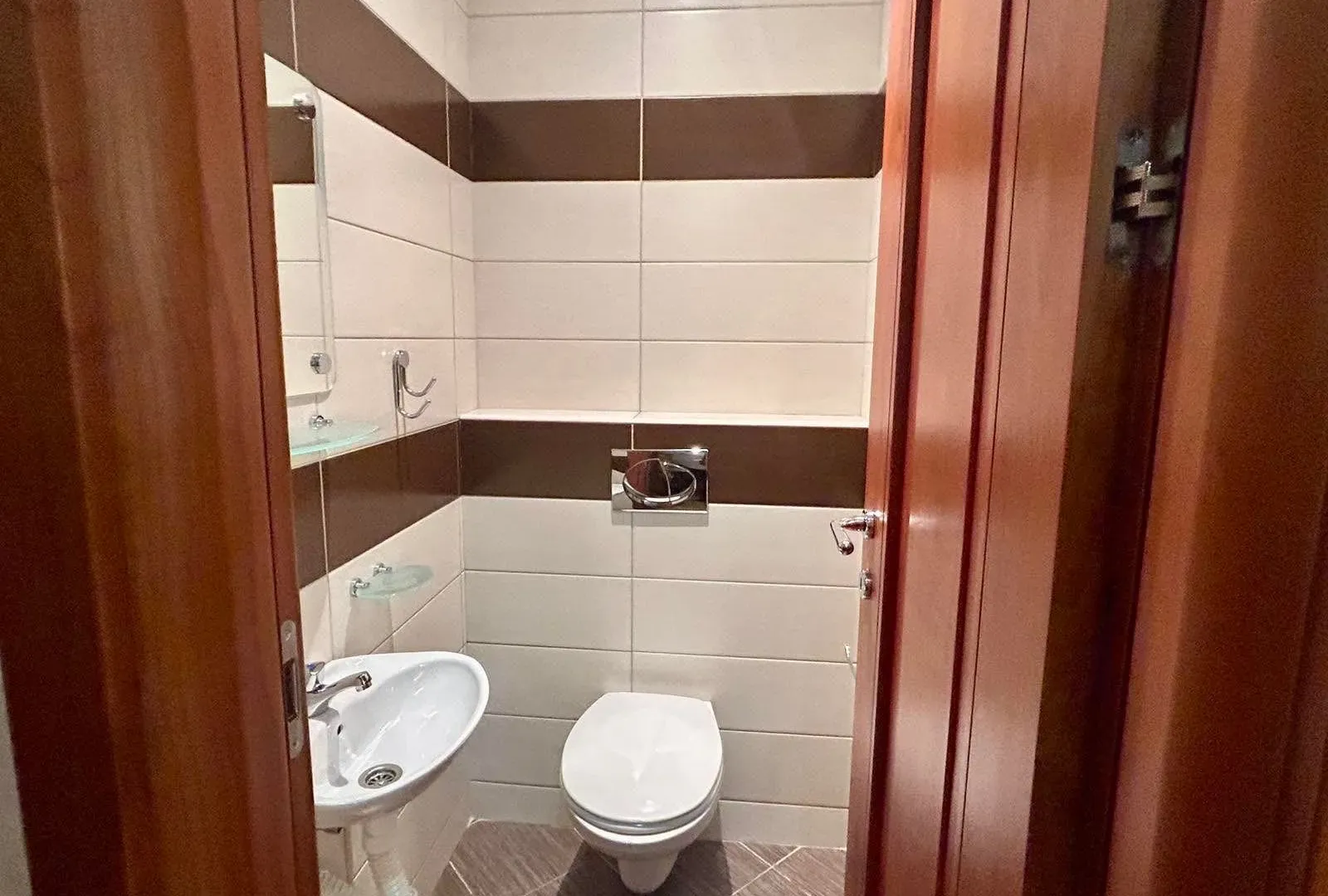 Rent, two bedroom apartment, 100m², Centar, Podgorica