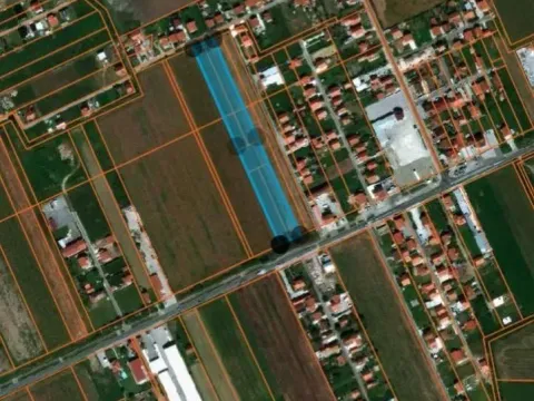 Prodaja, plac, 101m², Zemun Ugrinovci, Zemun Sve Podlokacije