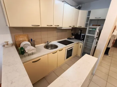 Rent, three bedroom apartment, 90m², Centar, Podgorica - image 4