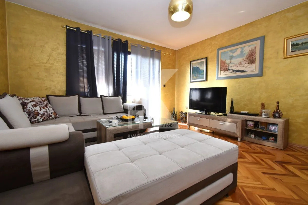 Sale, house, 190m², Dalmatinska ulica, Podgorica