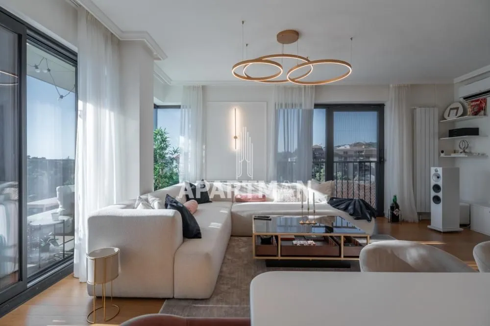 Prodaja, trosoban stan, 95m², Lion, Zvezdara Sve Podlokacije