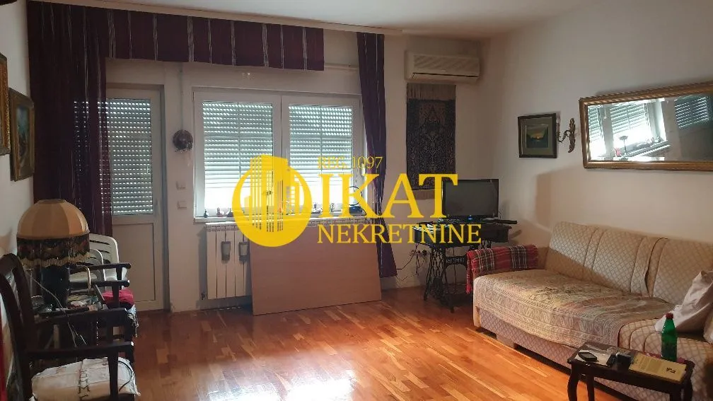 Izdavanje, dvosoban stan, 84m², Zemun Gornji Grad, Zemun Sve Podlokacije