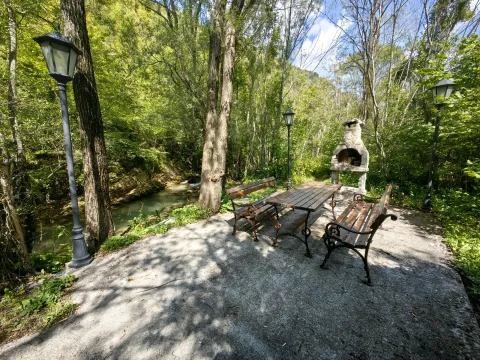 Sale, house, 250m², Drpe, Kolašin - image 16