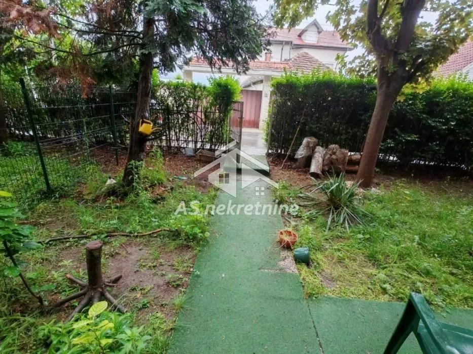 Prodaja, stan, 43m², Olimp, Zvezdara Sve Podlokacije
