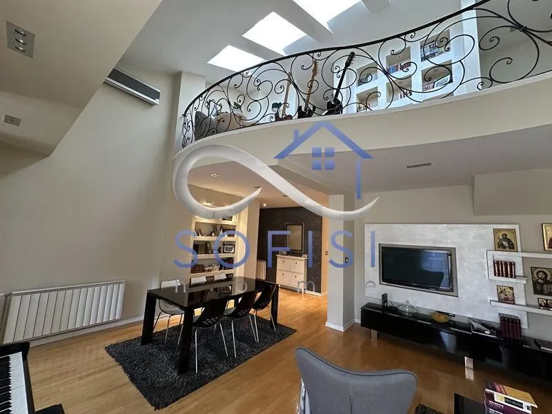 Prodaja, četvorosoban stan, 136m², Grbavica, Novi Sad Sve Podlokacije