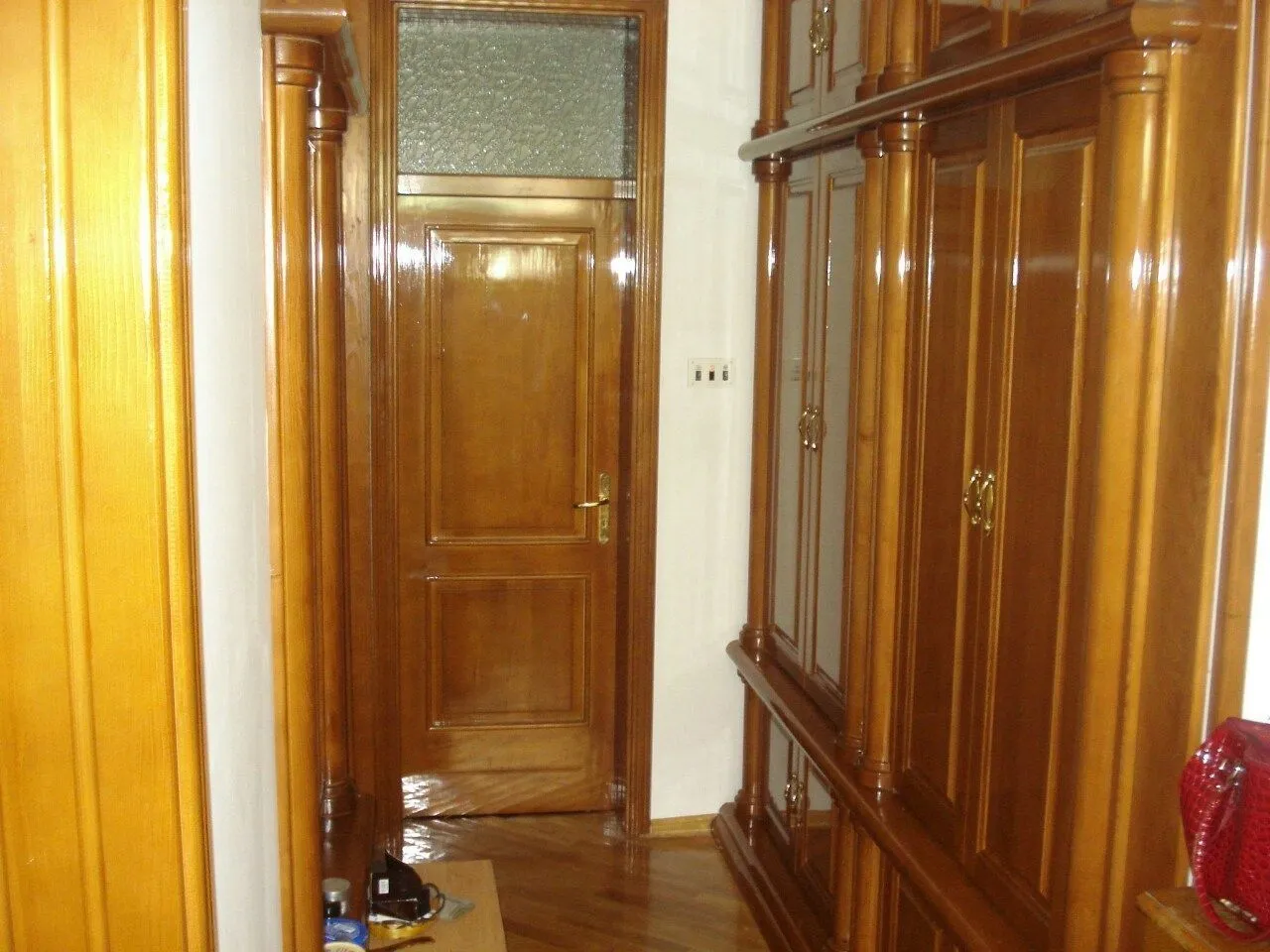 Izdavanje, kuća, 450m², Zagorič, Podgorica