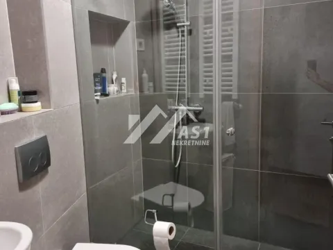 Izdavanje, trosoban stan, 65m², Detelinara, Novi Sad Sve Podlokacije - image 9